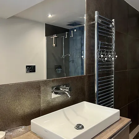 Queen House Неаполь