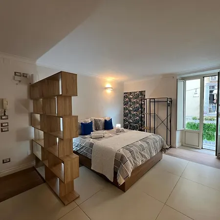 Queen House Гостевой дом 4*