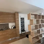 Queen House 4* Neapel